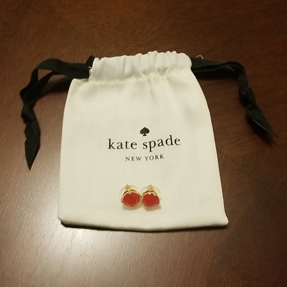 Pink earrings - Picture 2 of 4